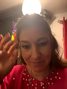 Lwhite1 online show from November 2025 04:40:02 PM