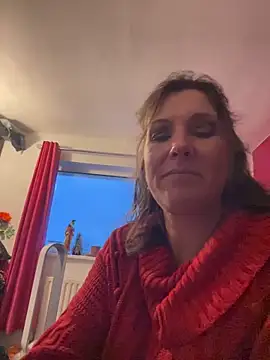 Lwhite1 online show from February 2026 04:55:01 PM