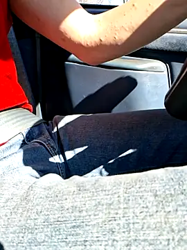 Snapshot of REDHAMMER_ chatting on March 2026 07:24:02 PM REDHAMMER online show from March 2026 07:24:02 PM