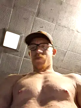 Snapshot of REDHAMMER_ chatting on April 2026 11:58:01 PM REDHAMMER online show from April 2026 11:58:01 PM