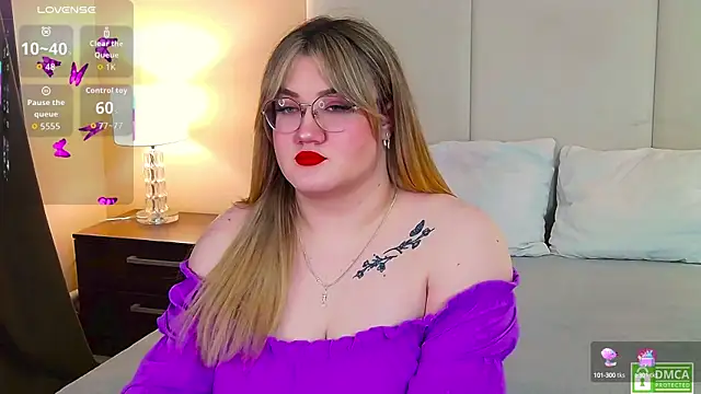 Nancy Mooree online show from September 2025 01:02:02 PM