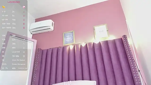 Snapshot of littleebonny chatting on September 2025 07:41:02 PM littleebonny online show from September 2025 07:41:02 PM