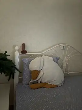 BeatriceTender online show from December 2025 03:45:02 AM