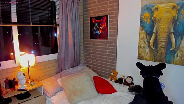 Snapshot of liam_oficial02 chatting on March 2026 04:17:02 AM liam oficial02 online show from March 2026 04:17:02 AM