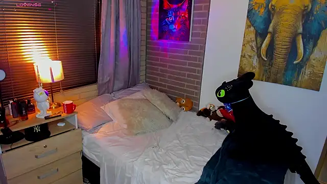 Snapshot of liam_oficial02 chatting on March 2026 08:19:01 AM liam oficial02 online show from March 2026 08:19:01 AM