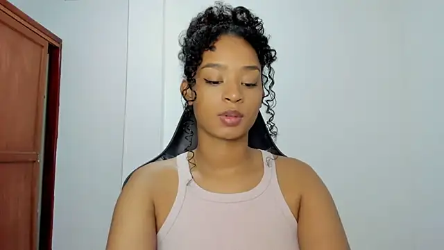 avellanatammy online show from December 2025 03:58:02 AM