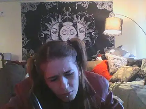 halobabe7620 online show from December 2024 05:07:02 PM