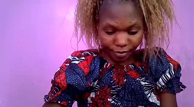 Snapshot of Cute_tamara chatting on December 2024 02:27:01 PM Cute tamara online show from December 2024 02:27:01 PM