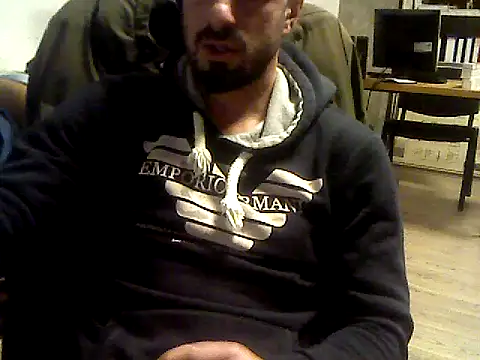 Snapshot of giorgakaci69 chatting on February 2025 06:16:01 PM giorgakaci69 online show from February 2025 06:16:01 PM