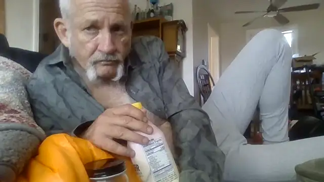 den-rock4u online show from November 2025 10:42:01 PM