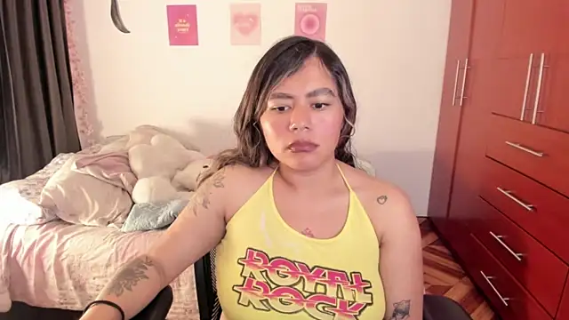 StephaniFox online show from November 2025 01:22:01 AM