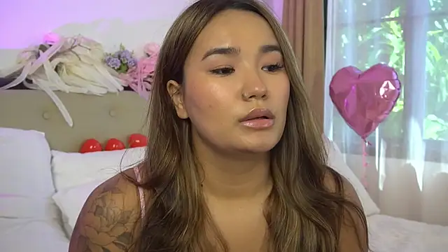 Snapshot of immahawaii chatting on February 2026 03:47:02 AM immahawaii online show from February 2026 03:47:02 AM