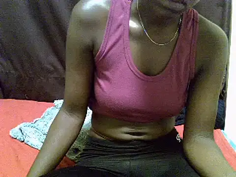 Snapshot of heather_savage chatting on March 2025 06:39:02 AM heather savage online show from March 2025 06:39:02 AM