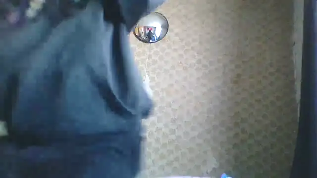 Snapshot of toxikkka chatting on September 2025 05:07:01 PM toxikkka online show from September 2025 05:07:01 PM