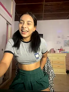 hannaxnatx online show from October 2025 06:57:02 PM