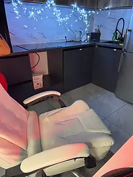 Melisa Ester online show from February 2026 02:40:02 PM