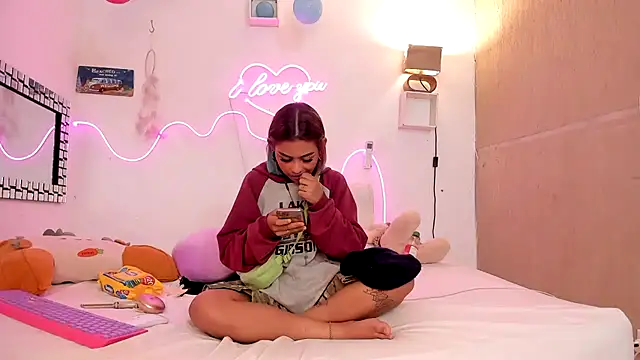 lilith horny online show from March 2025 05:41:02 AM