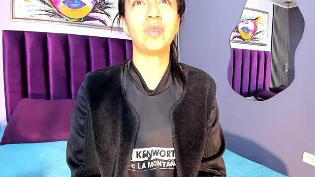 Tamaraakins online show from March 2025 12:34:01 PM