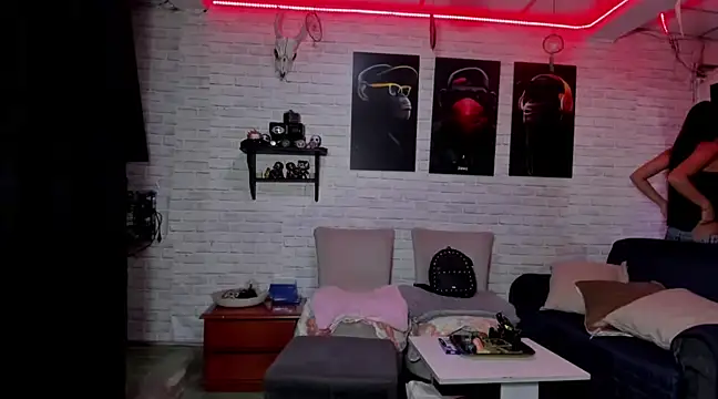 Snapshot of Kimmymadison- chatting on January 2025 02:25:02 AM Kimmymadison- online show from January 2025 02:25:02 AM