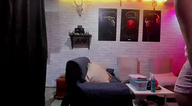 Snapshot of Kimmymadison- chatting on February 2025 12:37:01 AM Kimmymadison- online show from February 2025 12:37:01 AM