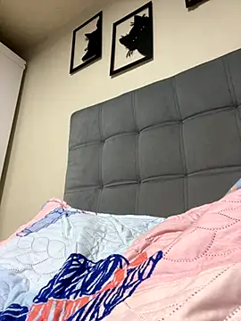 Snapshot of Kimmymadison- chatting on September 2025 04:22:01 AM Kimmymadison- online show from September 2025 04:22:01 AM