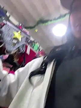 Snapshot of peiton_steele7 chatting on January 2025 11:24:01 PM peiton steele7 online show from January 2025 11:24:01 PM