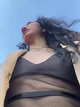 Snapshot of peiton_steele7 chatting on January 2025 09:43:01 PM peiton steele7 online show from January 2025 09:43:01 PM