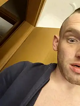 Snapshot of Bartzrl chatting on October 2025 02:43:02 AM Bartzrl online show from October 2025 02:43:02 AM