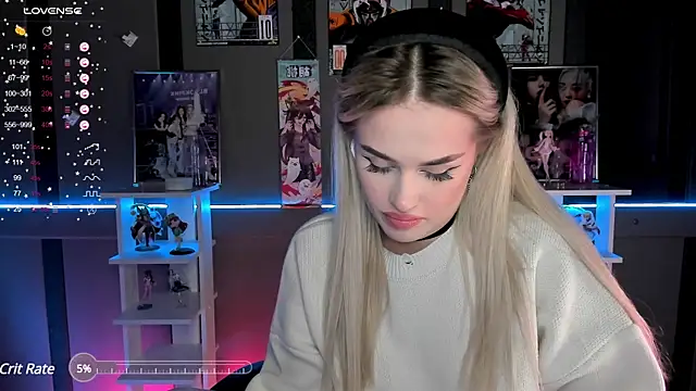 Snapshot of Ellen_Soft chatting on December 2024 08:18:01 PM Ellen Soft online show from December 2024 08:18:01 PM