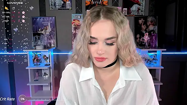 Snapshot of Ellen_Soft chatting on March 2025 08:22:01 PM Ellen Soft online show from March 2025 08:22:01 PM