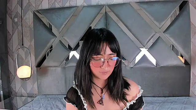 Snapshot of SaraMartini1 chatting on January 2025 12:54:02 PM SaraMartini1 online show from January 2025 12:54:02 PM