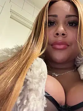 HaileyDiana online show from March 2025 08:00:02 PM