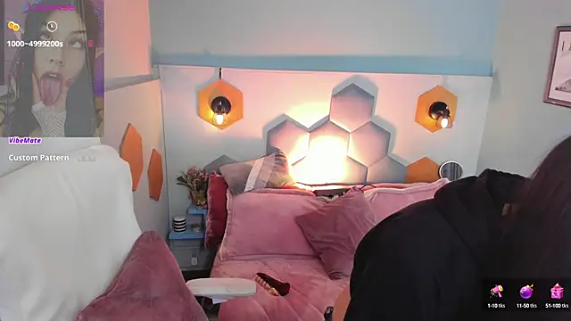 Snapshot of Melissa_Koster chatting on January 2025 10:13:01 PM Melissa Koster online show from January 2025 10:13:01 PM