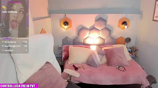 Snapshot of Melissa_Koster chatting on January 2025 02:57:01 AM Melissa Koster online show from January 2025 02:57:01 AM