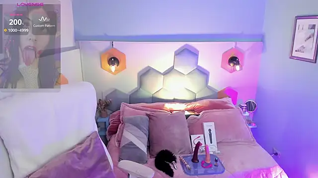 Snapshot of Melissa_Koster chatting on March 2025 03:12:01 AM Melissa Koster online show from March 2025 03:12:01 AM