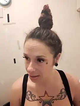 Snapshot of vvictoria_xxx chatting on September 2025 04:14:01 AM vvictoria xxx online show from September 2025 04:14:01 AM