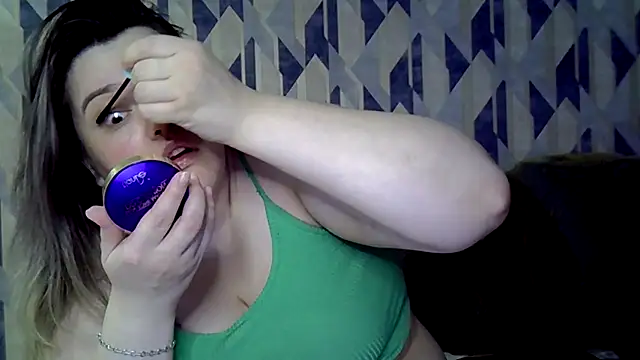 Snapshot of AnitaWillias chatting on December 2025 06:17:01 PM AnitaWillias online show from December 2025 06:17:01 PM