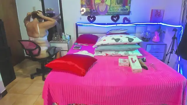 karenmilf 4 online show from December 2024 02:59:02 AM