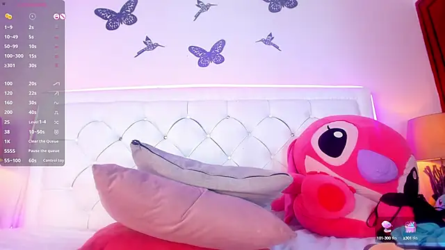 Snapshot of LyaEvanss chatting on December 2024 07:05:01 AM LyaEvanss online show from December 2024 07:05:01 AM