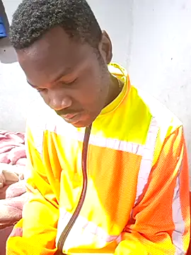 Petrossa online show from October 2025 04:25:02 AM