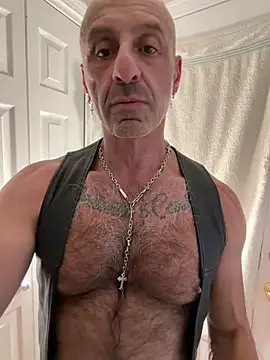 Snapshot of DaddySnowXX chatting on July 2026 06:49:02 AM DaddySnowXX online show from July 2026 06:49:02 AM