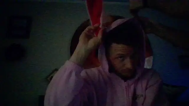 trash4cash online show from December 2024 08:42:02 PM