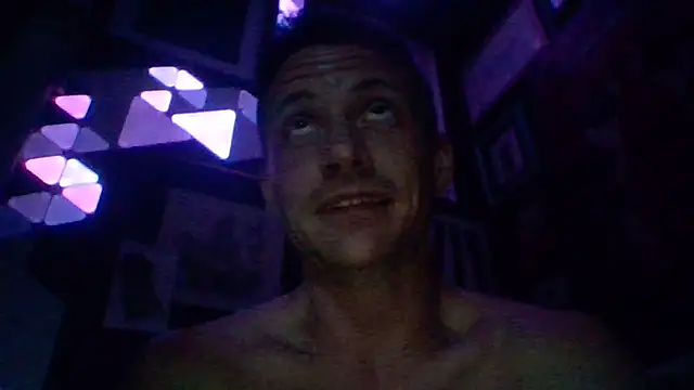 trash4cash online show from January 2025 04:30:02 AM