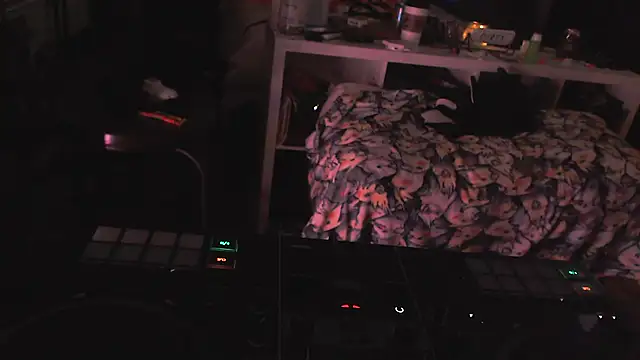 trash4cash online show from January 2025 04:47:01 AM