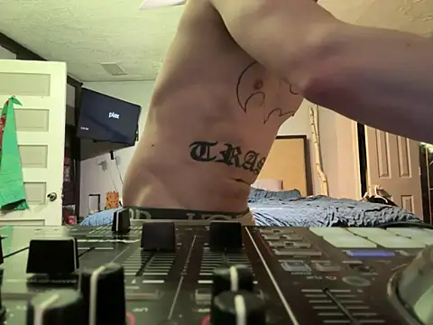 trash4cash online show from January 2026 10:57:02 PM