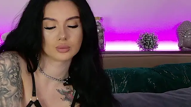 CarolinePrescott online show from February 2026 05:33:02 AM