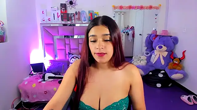 Snapshot of CataleyaHot_132 chatting on April 2026 08:07:02 AM CataleyaHot 132 online show from April 2026 08:07:02 AM