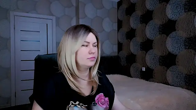 Snapshot of natusik chatting on February 2025 01:10:01 AM natusik online show from February 2025 01:10:01 AM