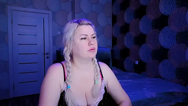 Snapshot of natusik chatting on March 2025 01:14:01 AM natusik online show from March 2025 01:14:01 AM