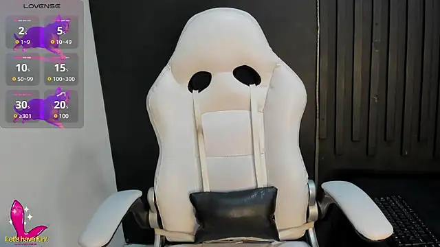 Shayla27 online show from February 2025 01:22:01 PM